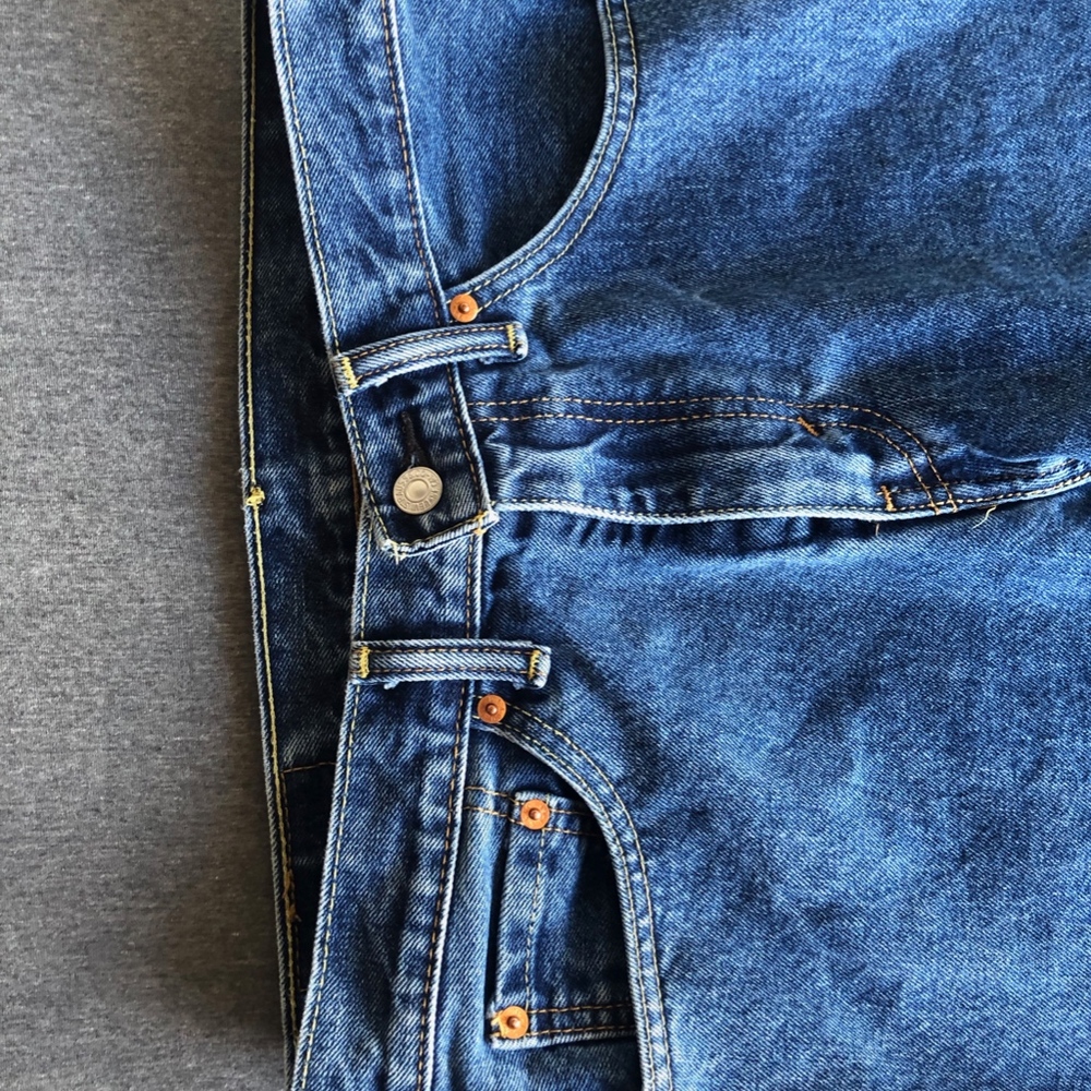 Levi Strauss straight leg blue jeans